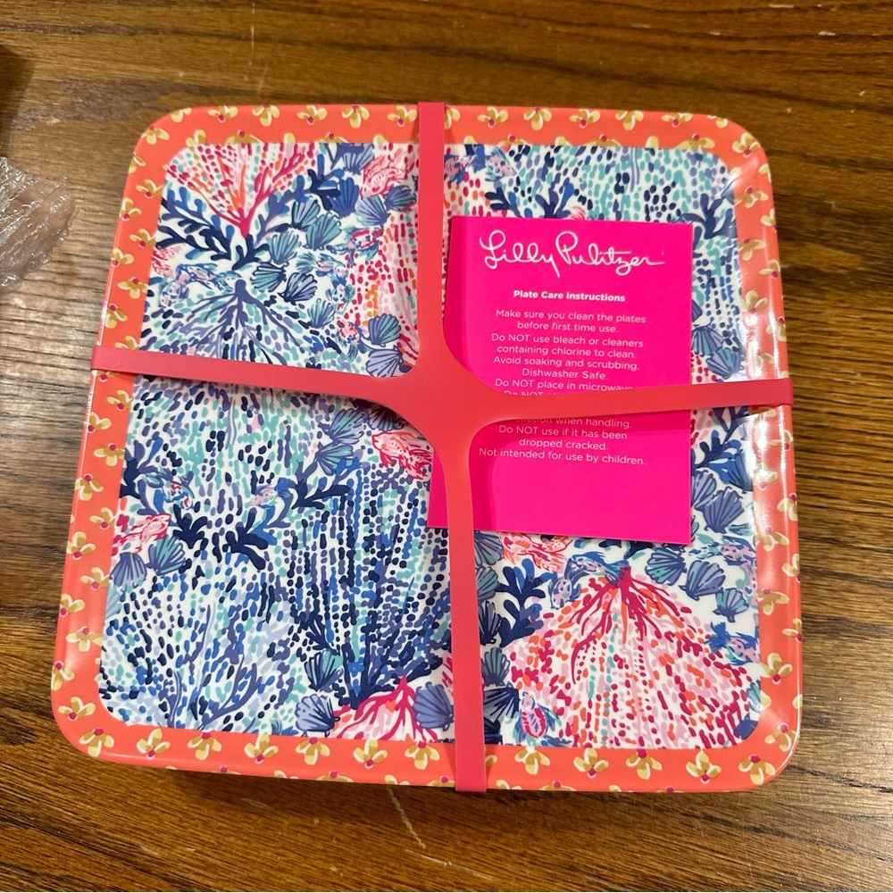 New in box Lilly Pulitzer plates!